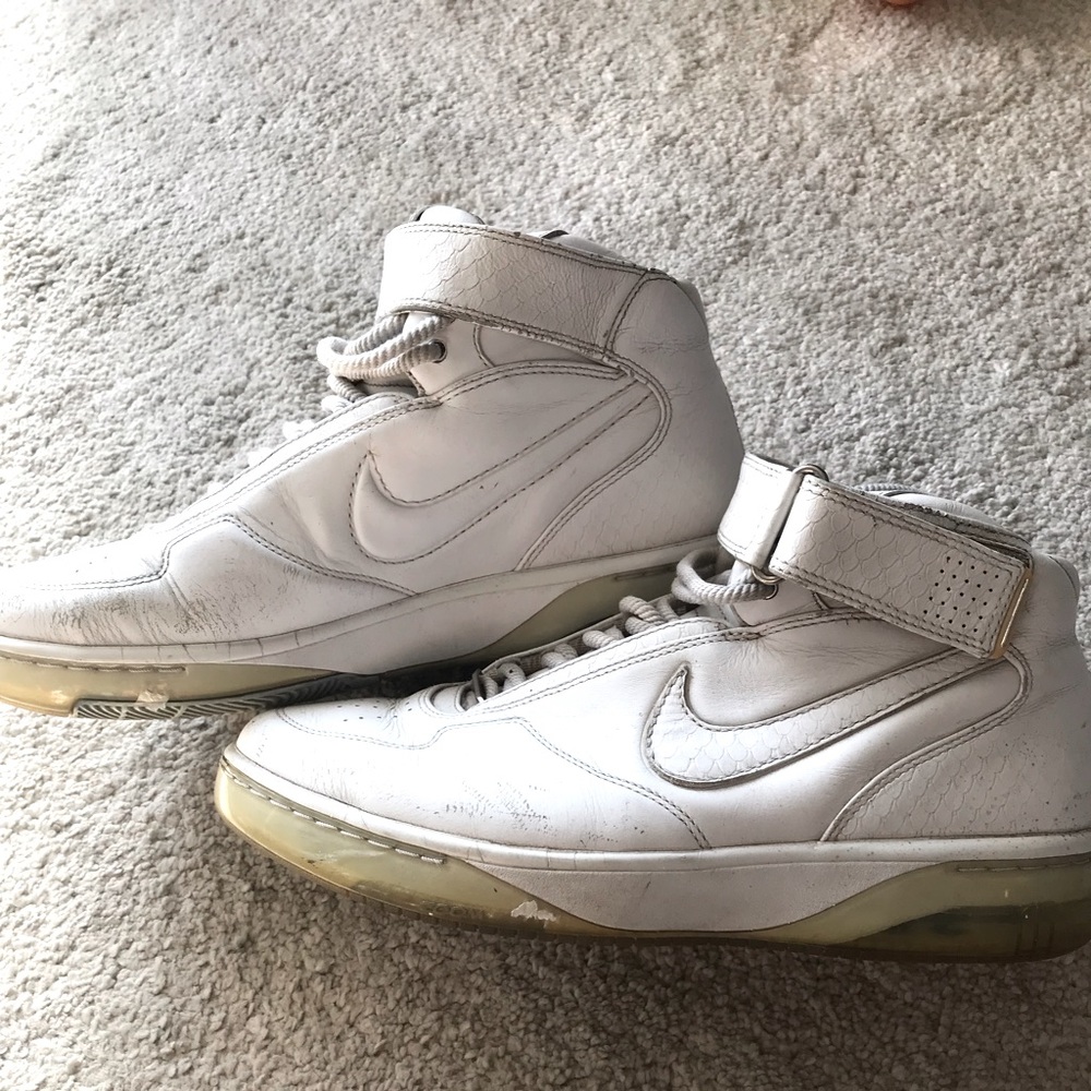 Nike Air Force 25